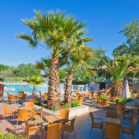 Azureva Le Grau Du Roi Aparthotel Luaran gambar