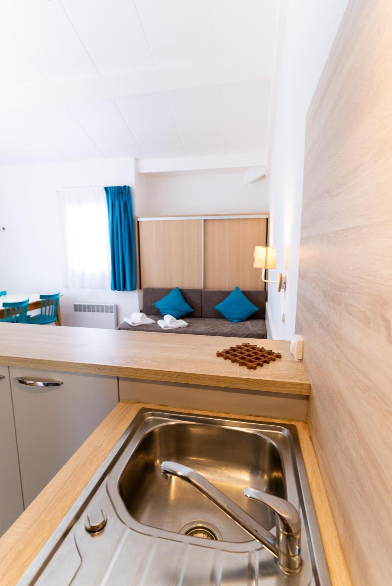 Azureva Le Grau Du Roi Aparthotel Luaran gambar
